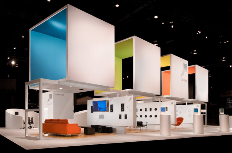 展覽策劃中如何讓展臺展示設(shè)計(jì)效果更顯眼？